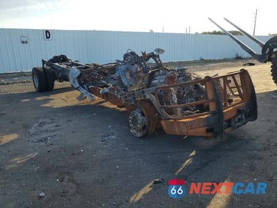 Czwarte zdjęcie samochodu z boku: 2018 FORD F450 SUPER DUTY VIN:1FD0W4HTXJEC98450 - miniatura