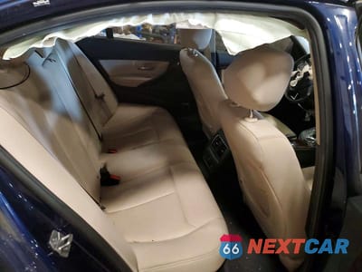 Zdjęcie 10 z 12 samochodu: 2016 BMW 320 XI VIN:WBA8A3C50GK688828 - miniatura