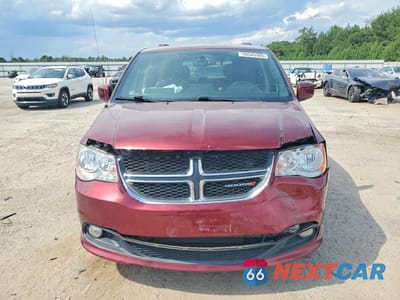 Piąte zdjęcie samochodu w środku: 2018 DODGE GRAND CARAVAN SXT VIN:2C4RDGCG4JR179244 - miniatura