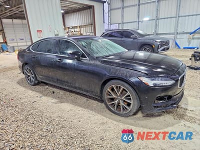 Czwarte zdjęcie samochodu z boku: 2018 VOLVO S90 T8 MOMENTUM VIN:LVY982MKXJP030342 - miniatura