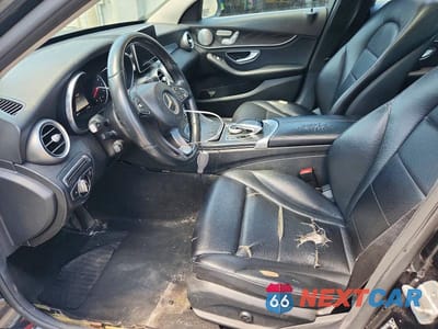 Zdjęcie 7 z 12 samochodu: 2015 MERCEDES-BENZ C 300 4MATIC VIN:55SWF4KB0FU068774 - miniatura