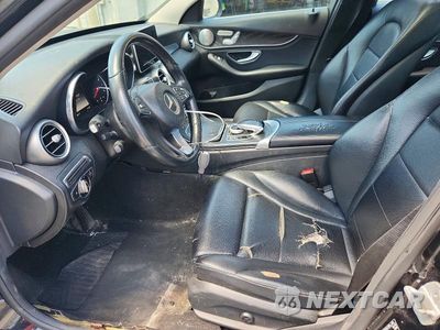 Zdjęcie 7 z 12 samochodu: 2015 MERCEDES-BENZ C 300 4MATIC VIN:55SWF4KB0FU068774 - miniatura
