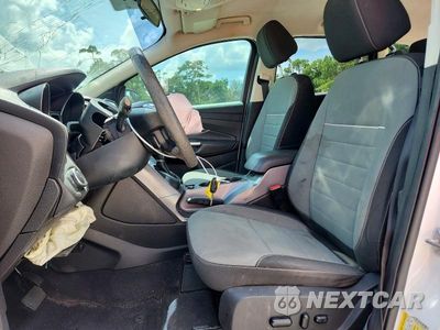 Zdjęcie 7 z 13 samochodu: 2015 FORD ESCAPE SE VIN:1FMCU0G71FUC20927 - miniatura