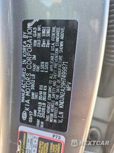 Zdjęcie 12 z 12 samochodu: 2017 KIA SOUL BASE VIN:KNDJN2A29H7499871 - miniatura