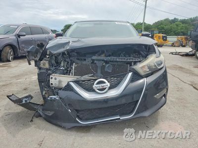 Piąte zdjęcie samochodu w środku: 2017 NISSAN MAXIMA PLATINUM VIN:1N4AA6AP0HC428425 - miniatura
