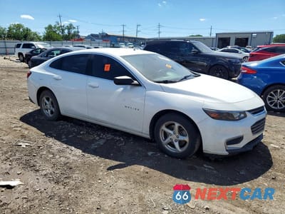Czwarte zdjęcie samochodu z boku: 2018 CHEVROLET MALIBU LS VIN:1G1ZC5ST7JF172665 - miniatura