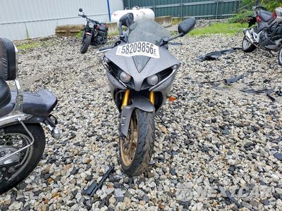 Drugie zdjęcie samochodu z przodu: 2014 YAMAHA YZFR1 VIN:JYARN23E6EA017667 - miniatura