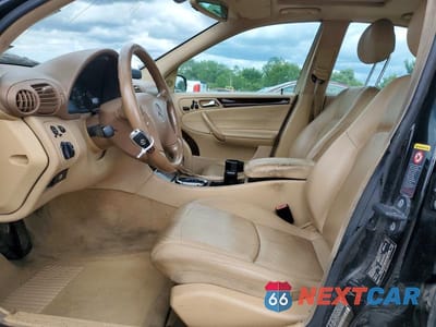 Zdjęcie 7 z 12 samochodu: 2002 MERCEDES-BENZ C 240 VIN:WDBRF61J12F146373 - miniatura
