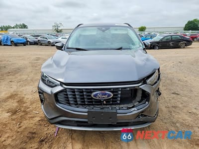 Piąte zdjęcie samochodu w środku: 2024 FORD ESCAPE PLATINUM VIN:1FMCU9JA2RUA71604 - miniatura