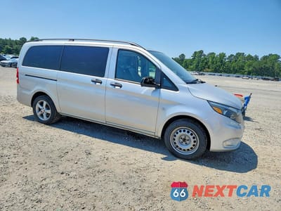 Czwarte zdjęcie samochodu z boku: 2016 MERCEDES-BENZ METRIS VIN:WD4PG2EE7G3130852 - miniatura