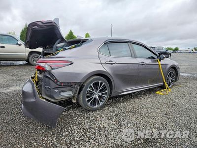 Trzecie zdjęcie samochodu z tyłu: 2022 TOYOTA CAMRY SE VIN:4T1G11AK9NU656002 - miniatura