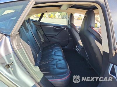 Zdjęcie 10 z 12 samochodu: 2014 TESLA MODEL S VIN:5YJSA1H16EFP36362 - miniatura