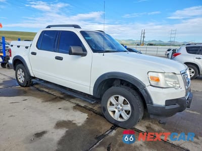 Czwarte zdjęcie samochodu z boku: 2007 FORD EXPLORER SPORT TRAC XLT VIN:1FMEU51K17UA13099 - miniatura