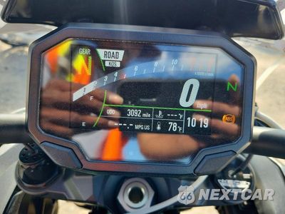 Zdjęcie 7 z 9 samochodu: 2025 KAWASAKI ZR1000 L VIN:JKAZRCL15SA006029 - miniatura