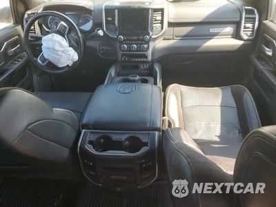 Zdjęcie 8 z 13 samochodu: 2022 RAM 3500 LARAMIE VIN:3C63R3EL5NG397335 - miniatura