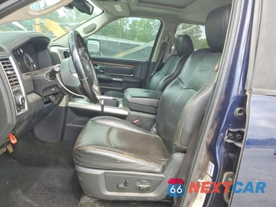 Zdjęcie 7 z 12 samochodu: 2016 RAM 1500 LARAMIE VIN:1C6RR7NM4GS258979 - miniatura