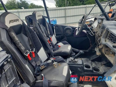 Piąte zdjęcie samochodu w środku: 2019 POLARIS RZR XP 4 TURBO EPS VIN:3NSVFE922KF581509 - miniatura