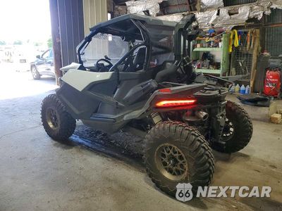 Trzecie zdjęcie samochodu z tyłu: 2022 CFMOTO ZFORCE UTILITY VEHICLE VIN:LCELV1ZR0N6000199 - miniatura