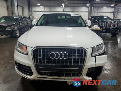 Piąte zdjęcie samochodu w środku: 2013 AUDI Q5 PREMIUM PLUS VIN:WA1LFAFP0DA090928 - miniatura