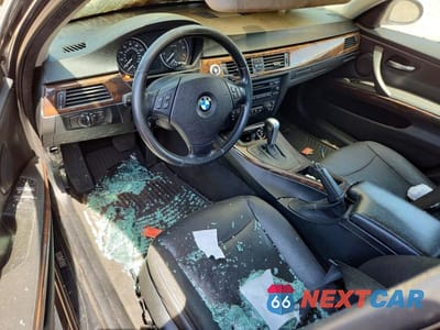 Zdjęcie 8 z 12 samochodu: 2006 BMW 330 VIN:WBAVB33526PS18950 - miniatura