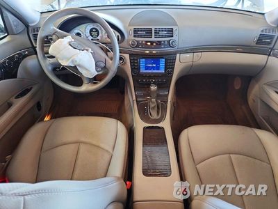 Zdjęcie 8 z 13 samochodu: 2007 MERCEDES-BENZ E 350 VIN:WDBUF56X57B049144 - miniatura