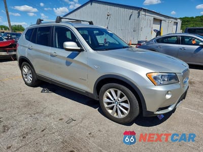 Czwarte zdjęcie samochodu z boku: 2011 BMW X3 XDRIVE35I VIN:5UXWX7C51BLT78270 - miniatura