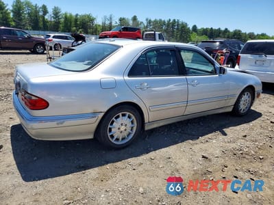 Trzecie zdjęcie samochodu z tyłu: 2000 MERCEDES-BENZ E 320 VIN:WDBJF65J5YB157898 - miniatura