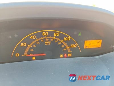 Zdjęcie 9 z 12 samochodu: 2009 TOYOTA YARIS BASE VIN:JTDJT903295263407 - miniatura