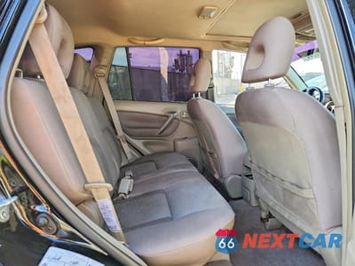 Zdjęcie 11 z 13 samochodu: 2005 TOYOTA RAV4 BASE VIN:JTEGD20V050064861 - miniatura