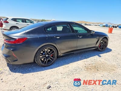 Trzecie zdjęcie samochodu z tyłu: 2025 BMW M8 VIN:WBSGV0C00SCV92487 - miniatura