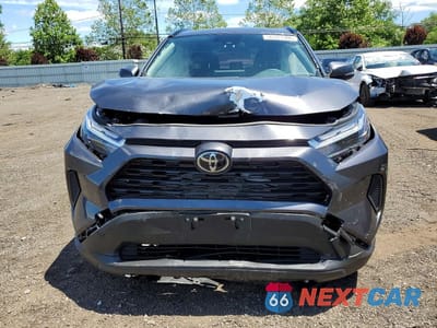 Piąte zdjęcie samochodu w środku: 2025 TOYOTA RAV4 HYBRID XLE VIN:JTMRWRFV1SJ087742 - miniatura