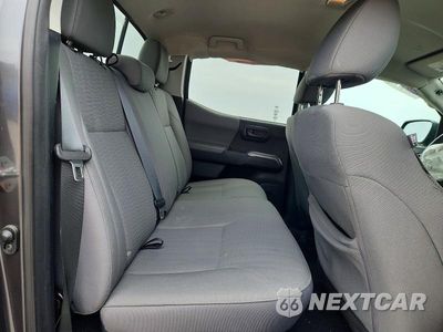 Zdjęcie 10 z 12 samochodu: 2019 TOYOTA TACOMA SR5 V6 VIN:3TMCZ5AN4KM210675 - miniatura