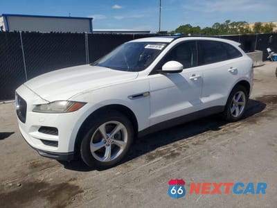 2017 JAGU F-PACE PRE SADCJ2BV4HA067080 - główne zdjęcie licytacji z USA - miniatura