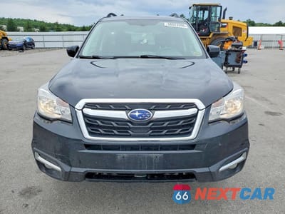 Piąte zdjęcie samochodu w środku: 2018 SUBARU FORESTER 2.5I LIMITED VIN:JF2SJAJC7JH489702 - miniatura