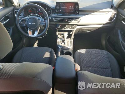 Zdjęcie 8 z 13 samochodu: 2023 KIA SELTOS LX VIN:KNDEPCAA6P7358957 - miniatura