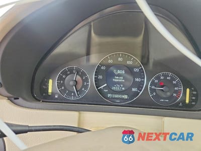 Zdjęcie 9 z 12 samochodu: 2007 MERCEDES-BENZ CLK 350 VIN:WDBTK56F17T077838 - miniatura