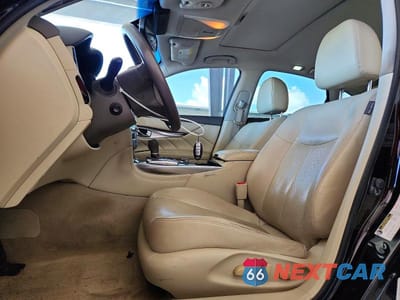 Zdjęcie 7 z 12 samochodu: 2016 INFINITI Q70 3.7 VIN:JN1BY1AP7GM220700 - miniatura