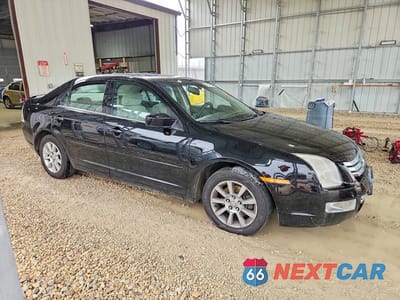 Czwarte zdjęcie samochodu z boku: 2008 FORD FUSION SEL VIN:3FAHP08138R205583 - miniatura