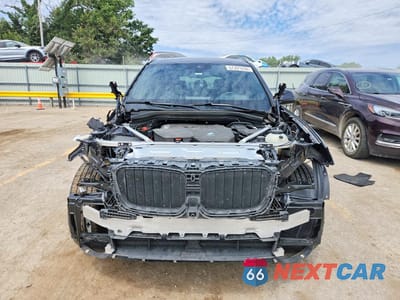 Piąte zdjęcie samochodu w środku: 2022 BMW X3 XDRIVE30I VIN:5UX53DP00N9J57524 - miniatura