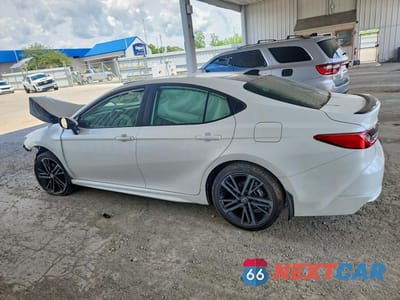 Drugie zdjęcie samochodu z przodu: 2026 TOYOTA CAMRY XSE VIN:4T1DBADK4TU553403 - miniatura