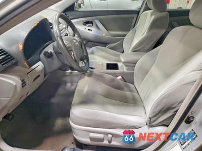 Zdjęcie 7 z 12 samochodu: 2007 TOYOTA CAMRY HYBRID VIN:JTNBB46K973038690 - miniatura