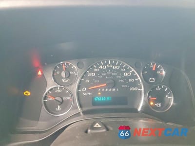 Zdjęcie 9 z 13 samochodu: 2017 CHEVROLET EXPRESS G2500 VIN:1GCWGBFG2H1347020 - miniatura