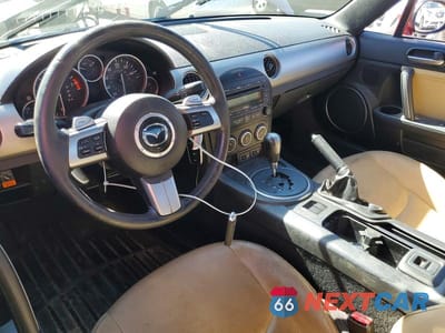 Zdjęcie 8 z 12 samochodu: 2010 MAZDA MX-5 MIATA VIN:JM1NC2EF9A0212984 - miniatura