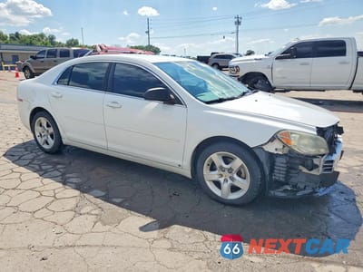 Czwarte zdjęcie samochodu z boku: 2009 CHEVROLET MALIBU LS VIN:1G1ZG57B89F235515 - miniatura