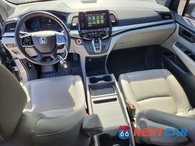 Zdjęcie 8 z 13 samochodu: 2018 HONDA ODYSSEY EXL VIN:5FNRL6H75JB031346 - miniatura
