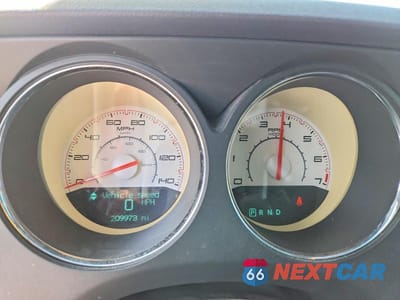 Zdjęcie 9 z 12 samochodu: 2013 DODGE CHALLENGER SXT VIN:2C3CDYAG3DH530402 - miniatura