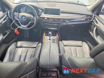 Zdjęcie 8 z 12 samochodu: 2016 BMW X5 XDR40E VIN:5UXKT0C57G0S75672 - miniatura
