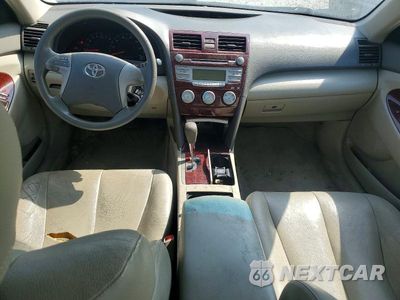Zdjęcie 8 z 12 samochodu: 2011 TOYOTA CAMRY BASE VIN:4T1BF3EK5BU127434 - miniatura