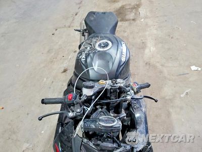 Piąte zdjęcie samochodu w środku: 2026 SUZUKI GSX-R600 VIN:JS1GN7FA9T7100001 - miniatura