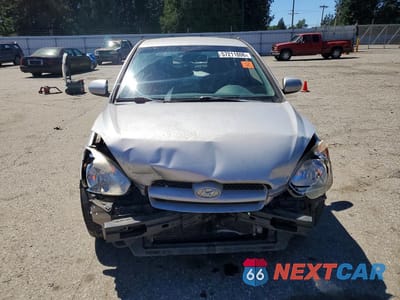 Piąte zdjęcie samochodu w środku: 2010 HYUNDAI ACCENT GS VIN:KMHCM3AC8AU167644 - miniatura